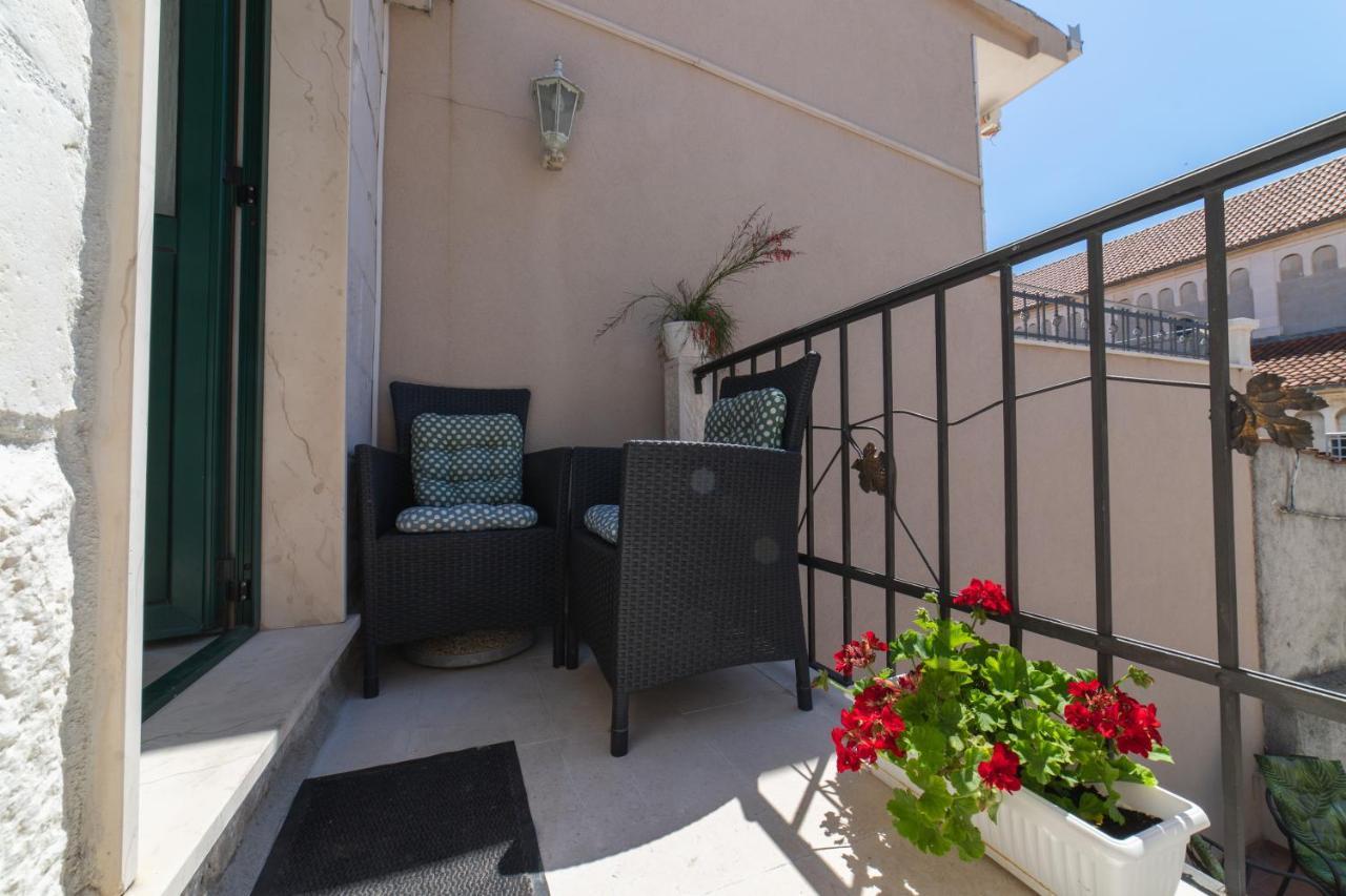 Apartments Villa Mira Kaštela Exterior foto